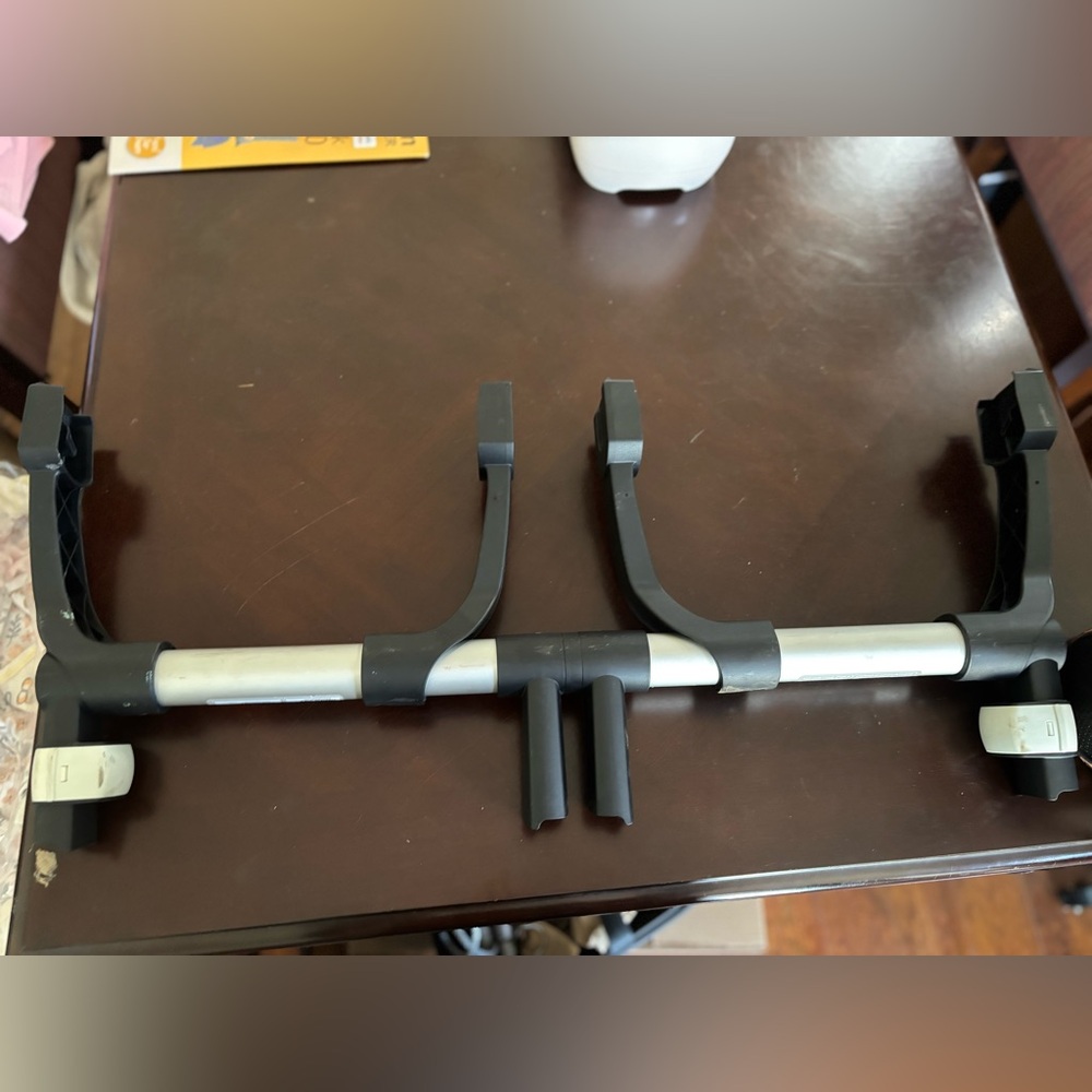 Bugaboo Donkey Twin adapter for Maxi Cosí car seat